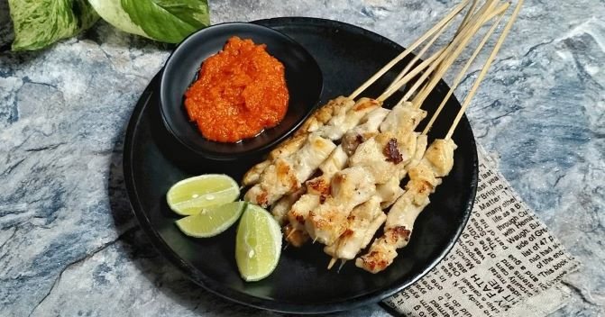 Perbedaan Sate Taichan dengan Sate Ayam